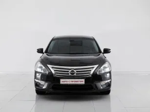 Nissan  2