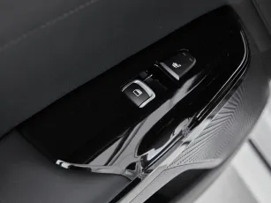 Kia  14