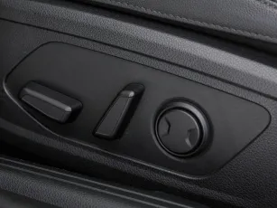 Kia  19