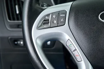 Hyundai  11