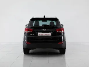 Hyundai  6