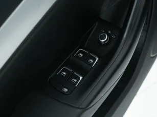 Audi  12