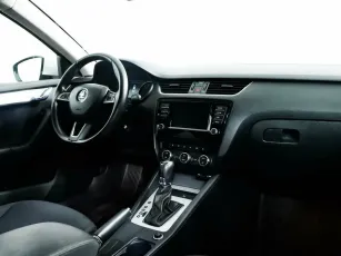 Skoda  6