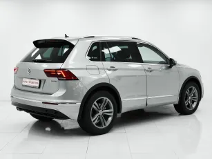 Volkswagen  4