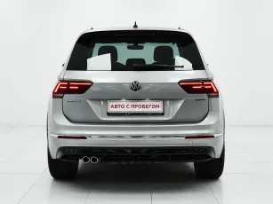 Volkswagen  6
