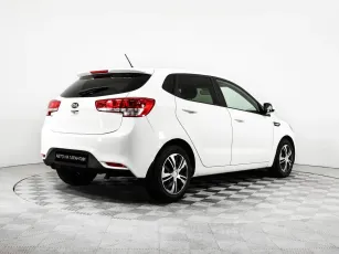 Kia  3