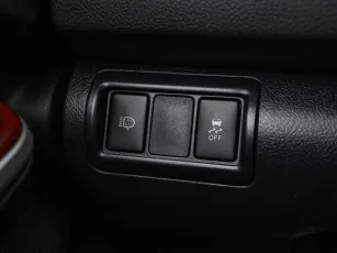 Toyota  12