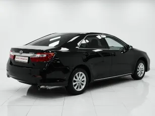Toyota  5