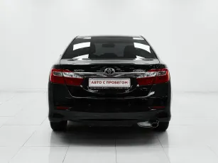 Toyota  6