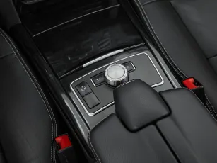 Mercedes-Benz  14