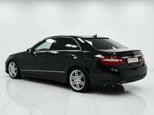 Mercedes-Benz  5
