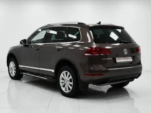Volkswagen  4