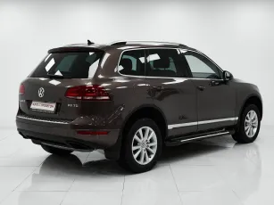 Volkswagen  5