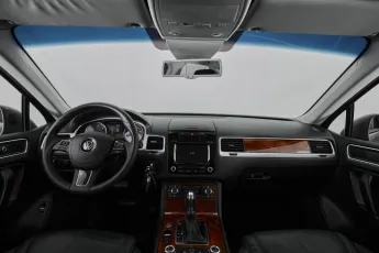 Volkswagen  8