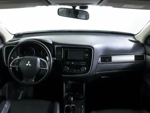 Mitsubishi  8
