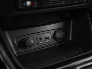 Kia  15