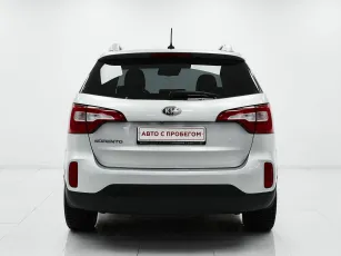 Kia  6