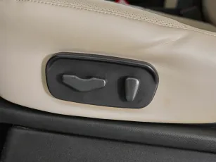 Nissan  11