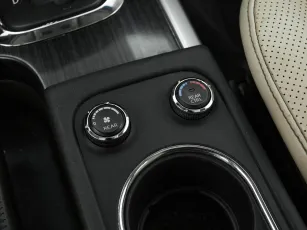 Nissan  15