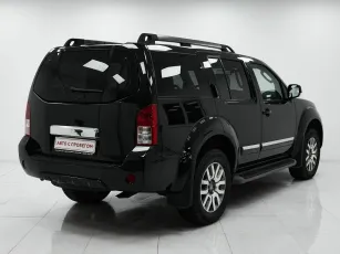 Nissan  5