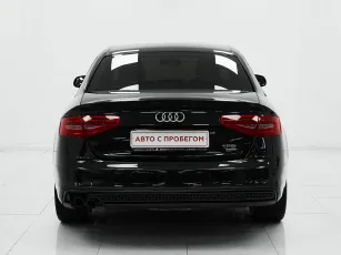 Audi  6