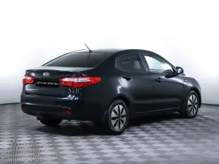 Kia  3