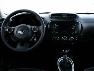 Kia  6