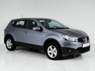 Nissan  3