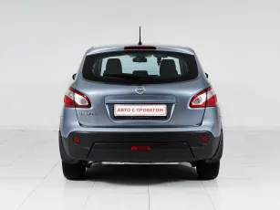 Nissan  6