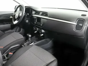 Kia  6