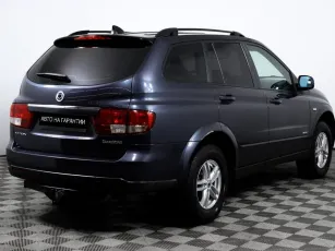 SsangYong  3