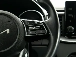 Kia  12