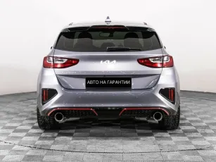 Kia  4