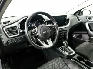 Kia  9