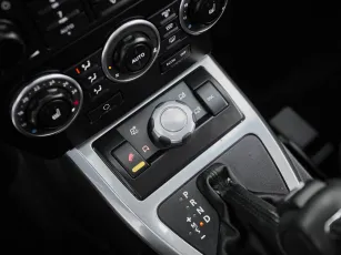 Land Rover  13