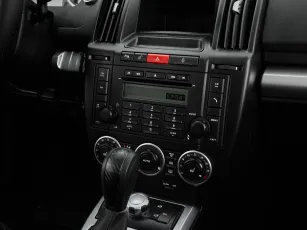 Land Rover  15