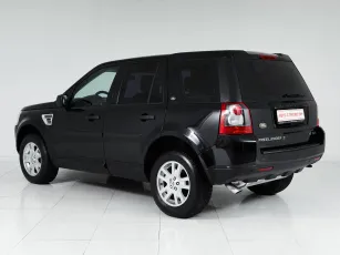 Land Rover  4