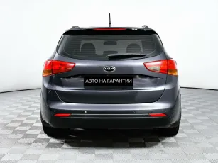 Kia  6