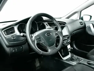 Kia  9