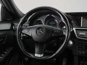 Mercedes-Benz  24