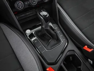 Volkswagen  16