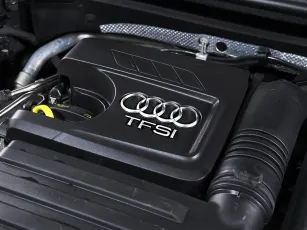 Audi  9