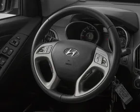 Hyundai  10