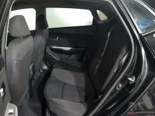 Kia  11