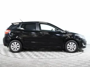 Kia  4