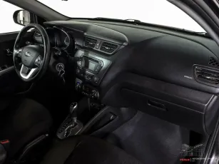 Kia  7