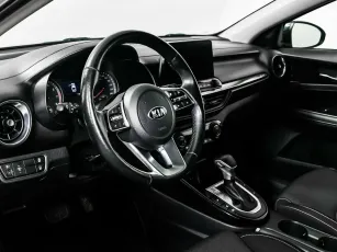 Kia  10
