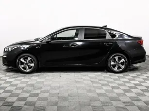 Kia  2