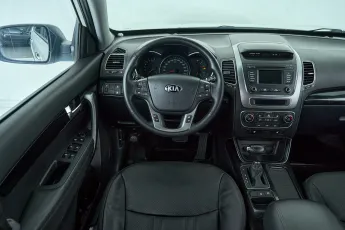 Kia  10