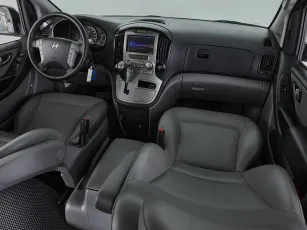 Hyundai  10